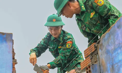 Bộ đội Đồn Biên phòng xây mái ấm ở Thăng An