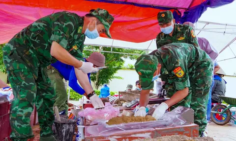 Xuyên Quốc Khánh, tìm lại đồng đội