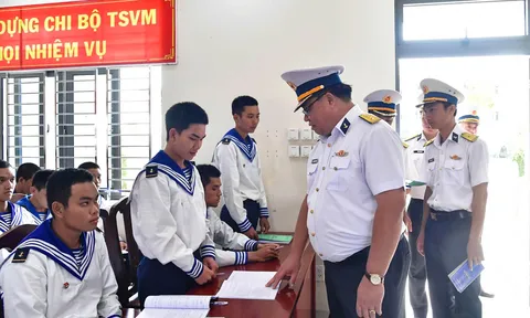 Bộ Tư lệnh Vùng 2 Hải quân kiểm tra kết quả huấn luyện tháng đầu năm 2026