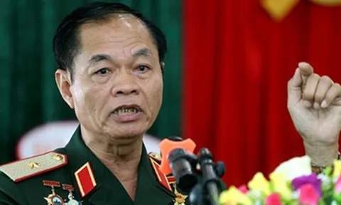 Thiếu tướng Hoàng Kiền nặng tình với đất nước Triệu voi
