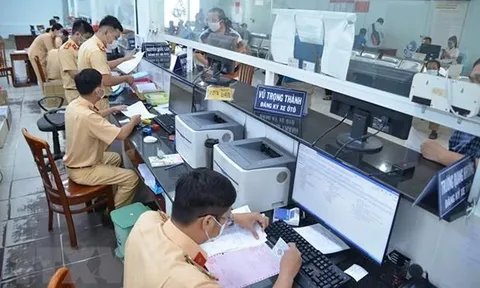 Quyền và trách nhiệm của tổ chức, cá nhân khi sử dụng dịch vụ trên Cổng Dịch vụ công quốc gia?