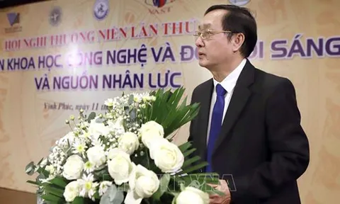 Thúc đẩy phát triển khoa học, công nghệ, đổi mới sáng tạo và nguồn nhân lực