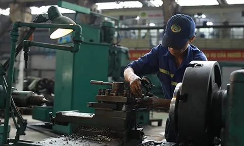 Tăng lương tối thiểu vùng để bù đắp cho người lao động