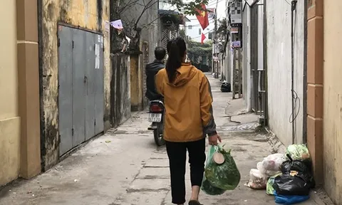 Gạt nỗi nhớ con, công nhân gắng sức tăng ca ngày cận Tết