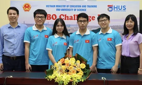 Những người thầy thầm lặng đứng sau huy chương Vàng Olympic quốc tế