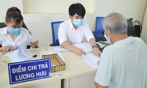 Chưa đến tuổi nghỉ hưu làm gì để đủ điều kiện hưởng lương hưu?