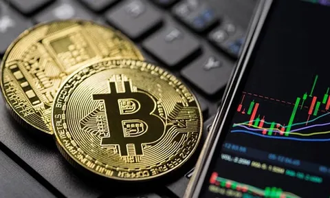 Giá Bitcoin bất ngờ tăng mạnh, vượt mốc 47.000 USD