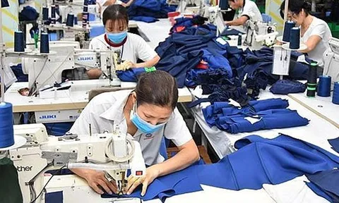 Tháng 4-2022: Áp dụng hàng loạt chính sách mới quan trọng về lao động, tiền lương