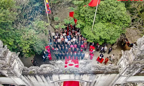 Bắn pháo hoa tầm cao dịp Giỗ Tổ Hùng Vương - Lễ hội Đền Hùng năm 2022