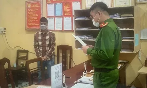 Cán bộ trạm thu phí bị khởi tố vì nhận tiền để ‘thông chốt’ xe quá tải lên cao tốc