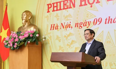 Quyết tâm cao nhất hoàn thành tiêm chủng cho trẻ em trong quý II, xây dựng kịch bản ứng phó biến chủng mới nguy hiểm hơn
