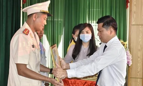 Chủ tịch nước tặng thưởng Huân chương Dũng cảm cho Đại úy Thái Ngô Hiếu