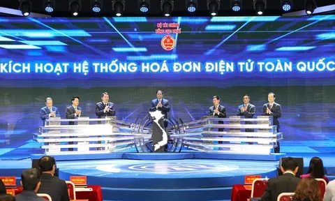 Thủ tướng yêu cầu ngành thuế phải đi đầu trong chuyển đổi số và thay đổi căn bản phương thức quản lý thuế