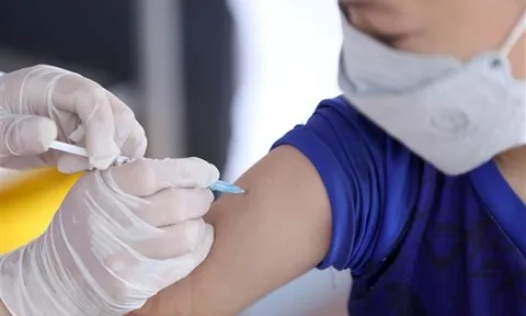 Thúc đẩy nhanh việc cung cấp, hỗ trợ vaccine phòng COVID-19 cho trẻ em