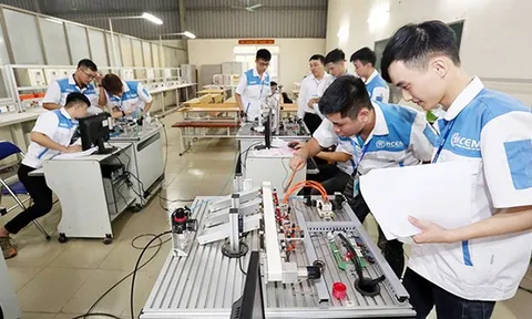 Kiến nghị dừng dạy văn hóa trong trường nghề từ năm học 2022-2023