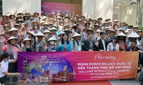 Vượt "bão COVID-19": Nỗ lực bảo đảm an sinh, thúc đẩy tăng trưởng