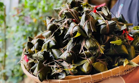 Tết Đoan ngọ xứ Quảng độc đáo với bánh ú tro
