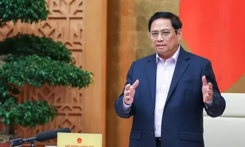 Nghiên cứu sửa quy định về tiêm vaccine, quyết liệt thúc đẩy đầu tư công, phục hồi và phát triển KTXH