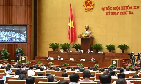 Luật hóa chủ trương bảo vệ cán bộ dám nghĩ, dám làm, dám đột phá