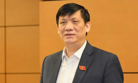 Quốc hội tiến hành bãi nhiệm Bộ trưởng Y tế Nguyễn Thanh Long