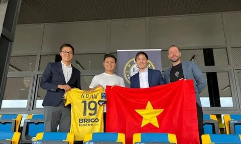 Quang Hải đầu quân cho Pau FC, CĐV thế giới nói gì?