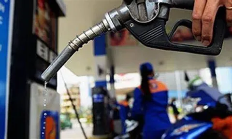 Giảm thuế bảo vệ môi trường với xăng, dầu đến hết năm 2022
