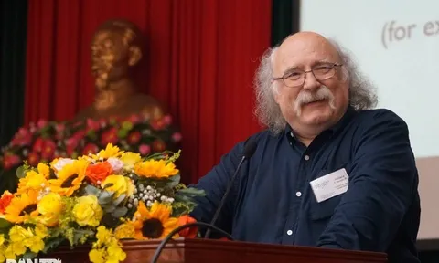 Nhà Nobel Vật lý Duncan Haldane: "Thấy kim cương phải biết nhận ra"