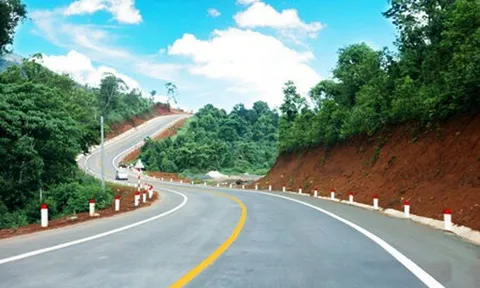 Sớm hoàn thành dự án đường Hồ Chí Minh