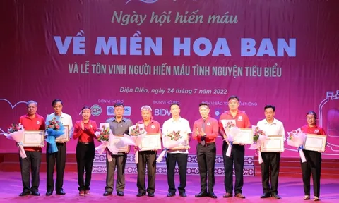 Điện Biên tôn vinh người hiến máu tình nguyện tiêu biểu