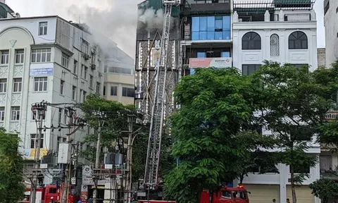 Chủ tịch nước chia buồn với gia đình 3 cảnh sát phòng cháy chữa cháy Hà Nội
