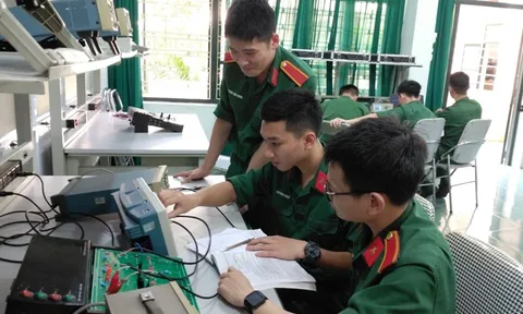 Hướng dẫn thí sinh đăng ký xét tuyển vào các học viện, trường trong quân đội năm 2022