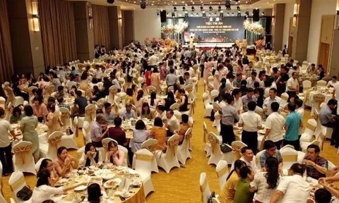 Chỉ đạo xác minh việc tổ chức tiệc chia tay của nguyên Giám đốc CDC Quảng Ninh