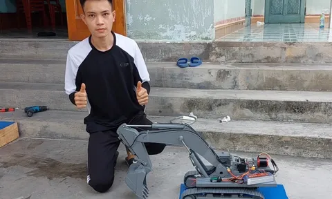 Tự chế mô hình y như thật, chàng trai Hải Dương nổi tiếng khắp các MXH