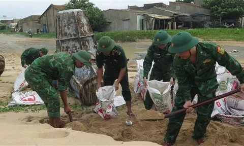 Quân đội điều động 263.200 cán bộ, chiến sĩ, dân quân và 3.380 phương tiện ứng phó bão Noru