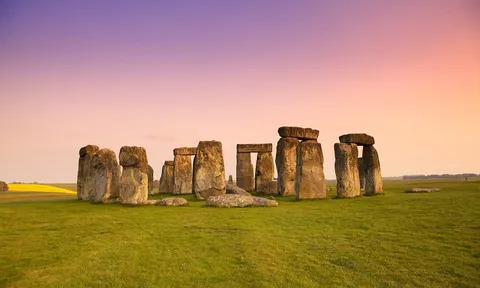 Tiết lộ bất ngờ về hiện trạng vòng tròn đá Stonehenge nổi tiếng