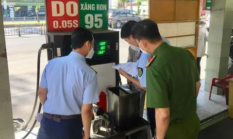 Bộ Công Thương lên tiếng về việc bán xăng dầu qua cột bơm mini
