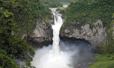 Thác nước lớn nhất Ecuador đột nhiên biến mất chỉ sau một đêm