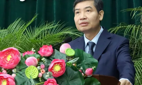 Ông Tạ Anh Tuấn giữ chức Chủ tịch UBND tỉnh Phú Yên