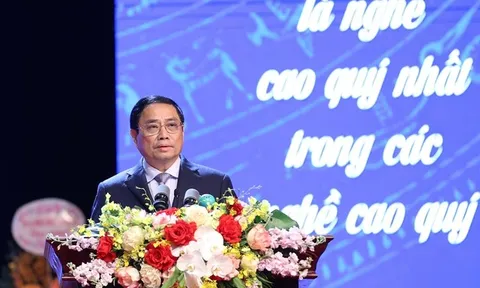 Bảo đảm để tất cả mọi người đều có quyền tiếp cận với nền giáo dục ưu việt của nước nhà