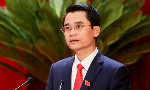 Phó Chủ tịch tỉnh Quảng Ninh Phạm Văn Thành xin thôi chức