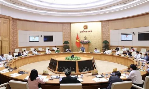 Tham vấn các chuyên gia, nhà khoa học, ý kiến của các đối tượng chịu tác động trong xây dựng pháp luật