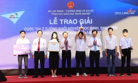 Dự án ‘Máy đo huyết áp qua smartphone’ đoạt giải Nhất ý tưởng khởi nghiệp Startup Kite 2022