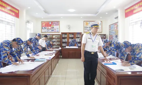 Lữ đoàn 171 bế mạc Hội thao huấn luyện Tàu mặt nước, hội thi tàu, xe, kho, trạm tốt và hội thi “Bàn tay vàng” năm 2022