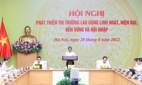 Lao động là thị trường trọng yếu của nền kinh tế