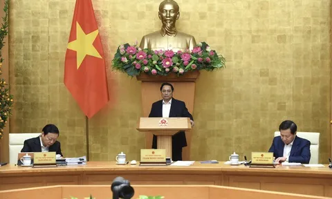 Thực hiện nhất quán mục tiêu giữ vững ổn định kinh tế vĩ mô, kiểm soát lạm phát, thúc đẩy tăng trưởng