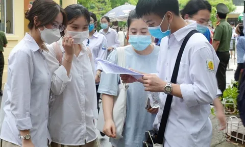 Tuyển sinh năm 2023: Học bổng “hấp dẫn” của các trường đại học để thu hút thí sinh đăng kí học những ngành truyền thống