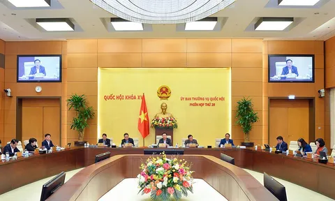 Thông qua Nghị quyết hướng dẫn thi hành một số điều của Nội quy kỳ họp Quốc hội
