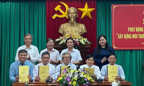 Phú Yên phát động phong trào thi đua “Xây dựng môi trường văn hóa trong các cơ quan báo chí"