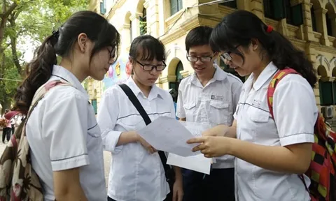 Tuyển sinh lớp 10 năm 2023: Bỏ môn thi thứ 4 vào lớp 10