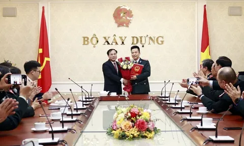 Loạt nhân sự lãnh đạo mới bổ nhiệm tại Bộ Xây dựng, Bộ GD&ĐT